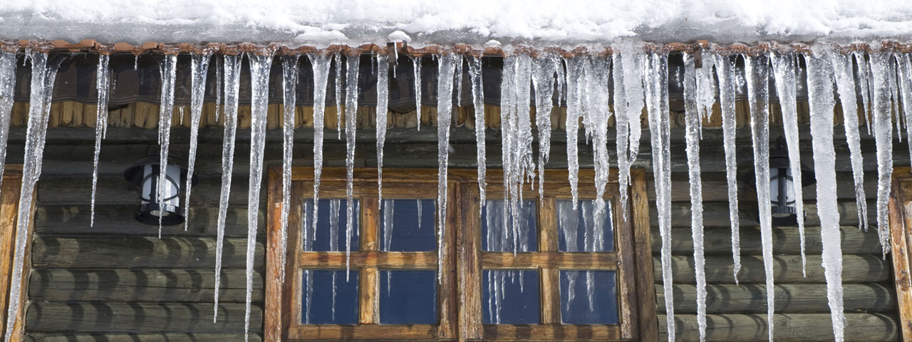 Spray foam prevents ice dams by providing proper insulation in Clarkesville attic spaces